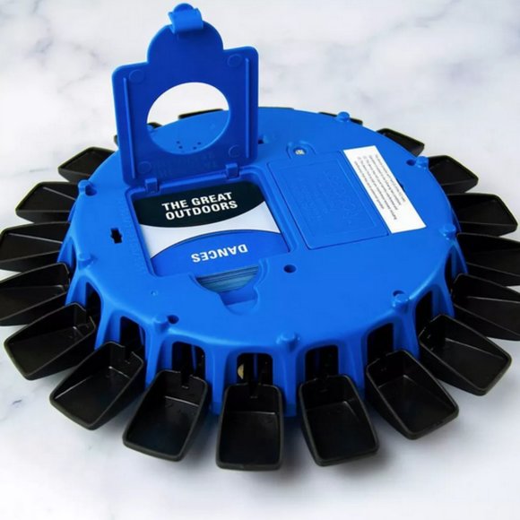 TAPPLE Board Game Blue USAopoly Word Game NEW SEALED -SHIPS FAST HOT FAMILY GIFT - Picture 5 of 10